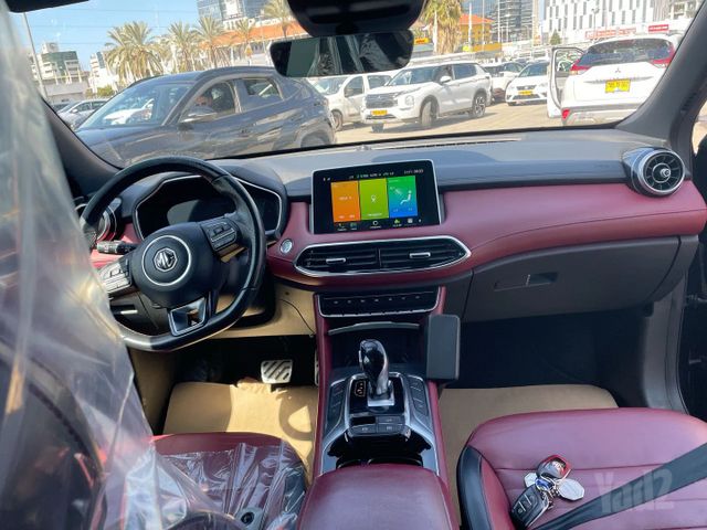 אם ג'י EHS PHEV