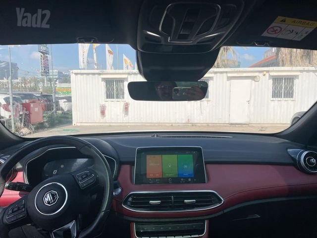 אם ג'י EHS PHEV