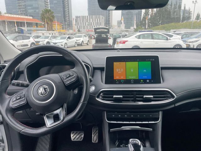 אם ג'י EHS PHEV