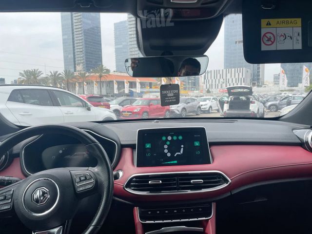 אם ג'י EHS PHEV