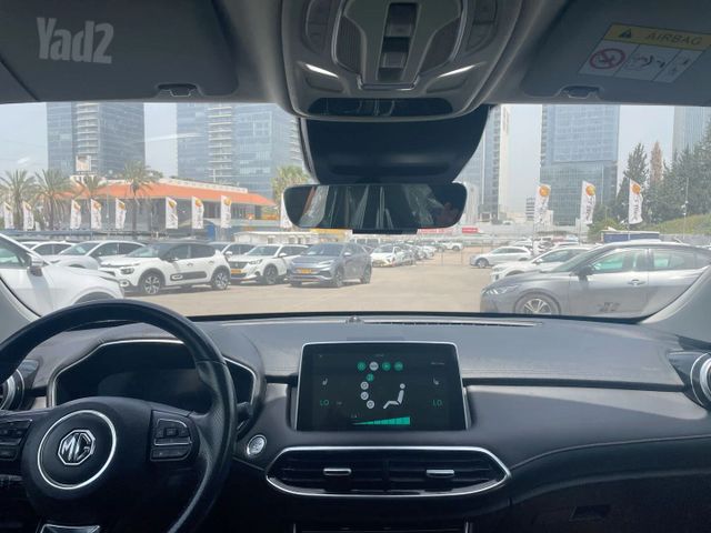 אם ג'י EHS PHEV