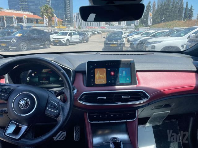 אם ג'י EHS PHEV