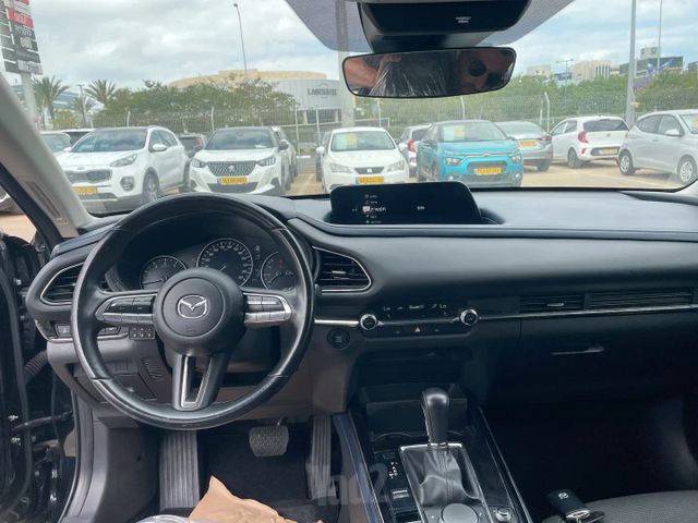 מאזדה CX-30