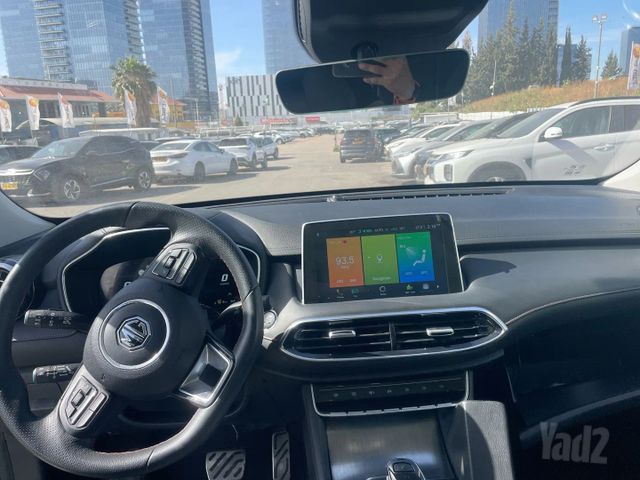 אם ג'י EHS PHEV