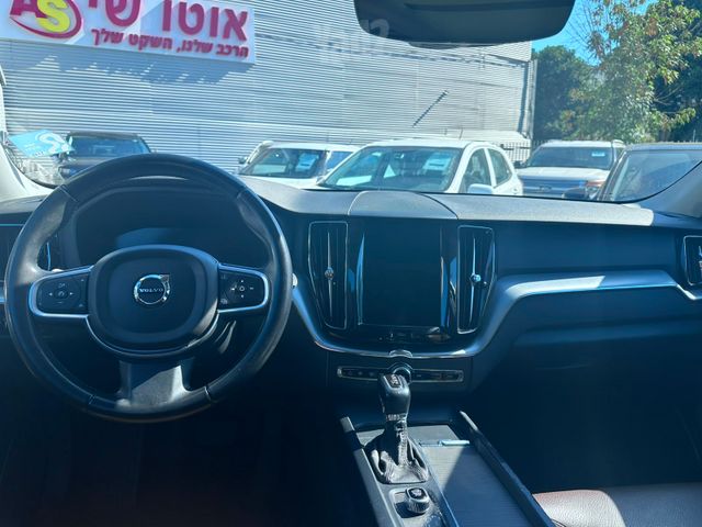 וולוו XC60