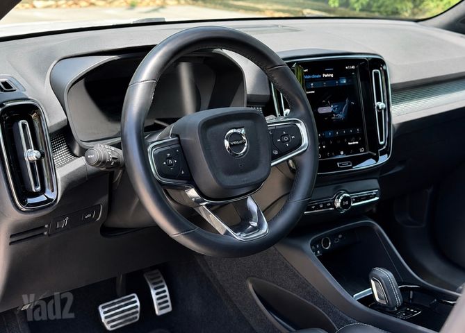 וולוו XC40