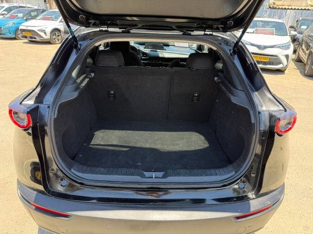 מאזדה CX-30