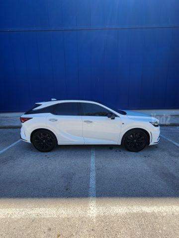 לקסוס RX