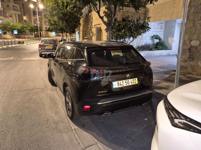 מודעת רכב פיג'ו 2008