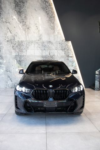 ב מ וו X6