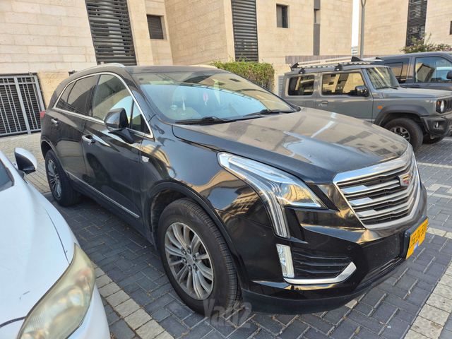 קאדילק XT5