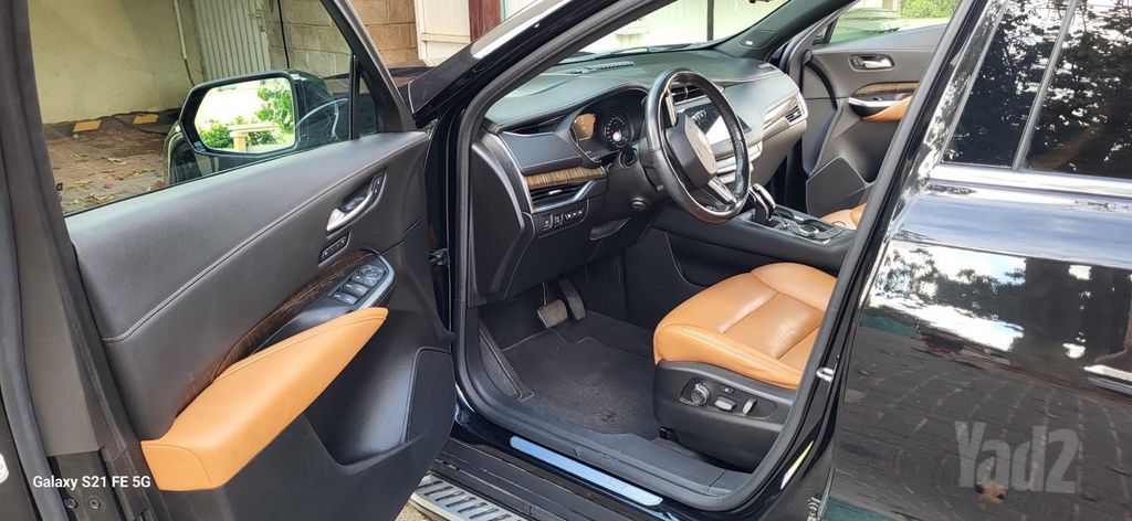 קאדילק XT4