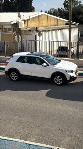 מודעת רכב אאודי Q2