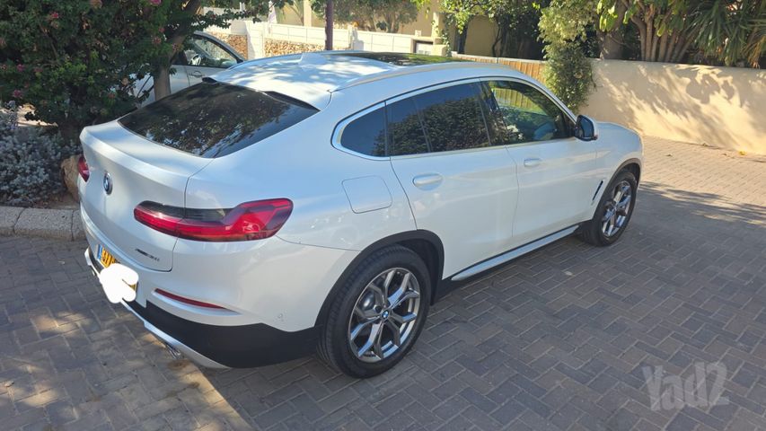 ב מ וו X4