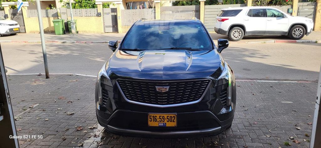 קאדילק XT4