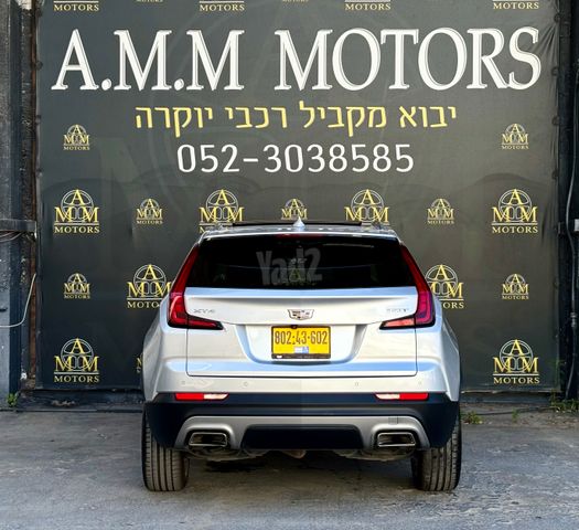 קאדילק XT4