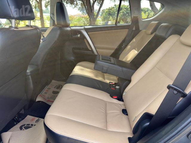 טויוטה RAV4