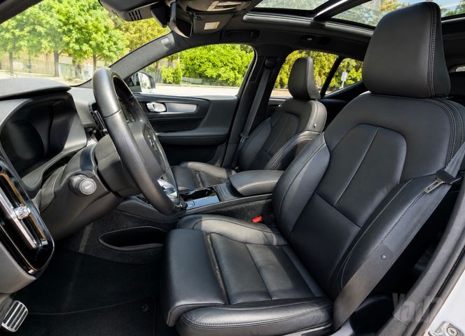 וולוו XC40