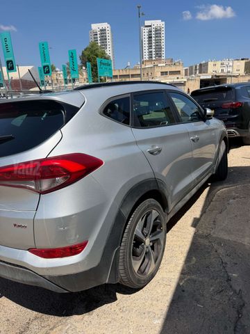 יונדאי טוסון