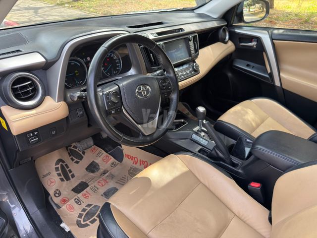 טויוטה RAV4