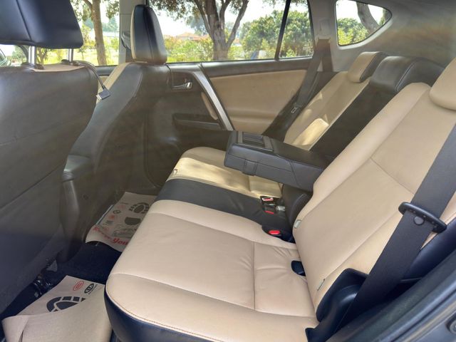 טויוטה RAV4
