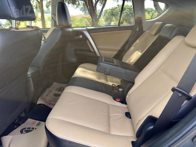 טויוטה RAV4