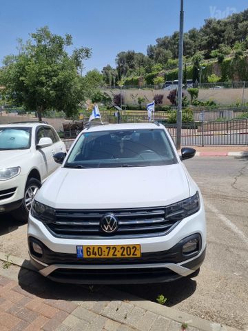 מודעת רכב פולקסווגן T-קרוס