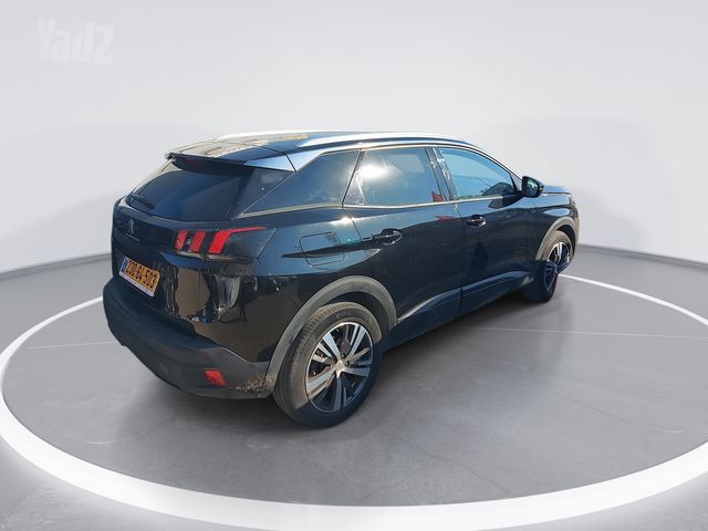 פיג'ו 3008