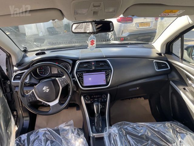 סוזוקי S-Cross
