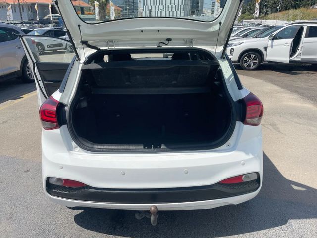 יונדאי i20