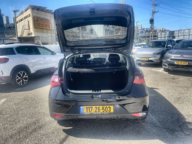 יונדאי i20