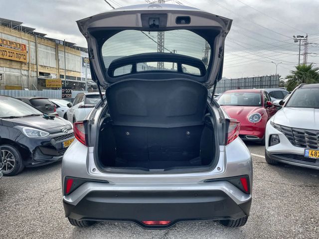 טויוטה C-HR