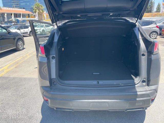 פיג'ו 3008