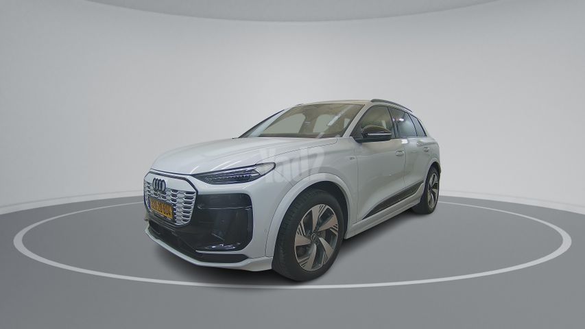 מודעת רכב אאודי Q6 e-tron