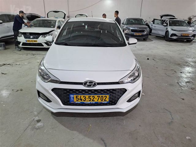 מודעת רכב יונדאי i20