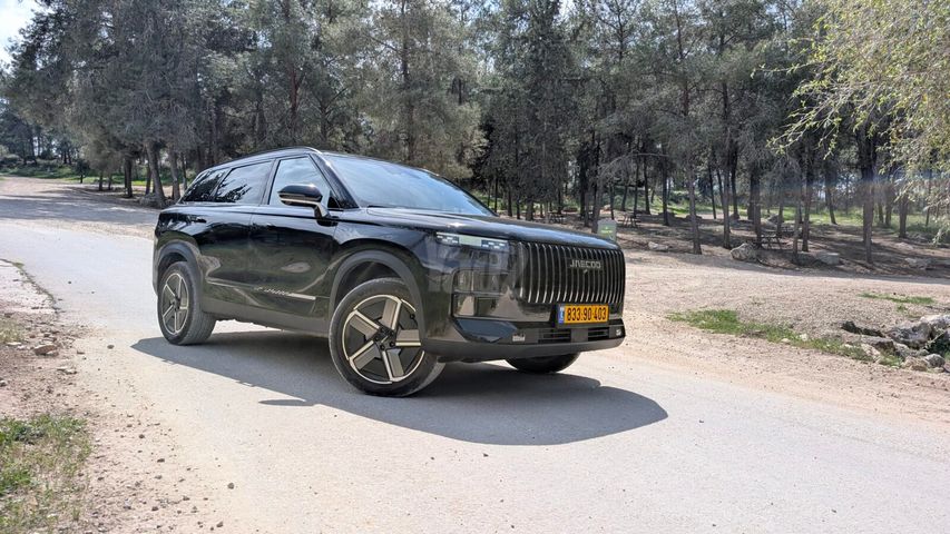 מודעת רכב ג'אקו J7