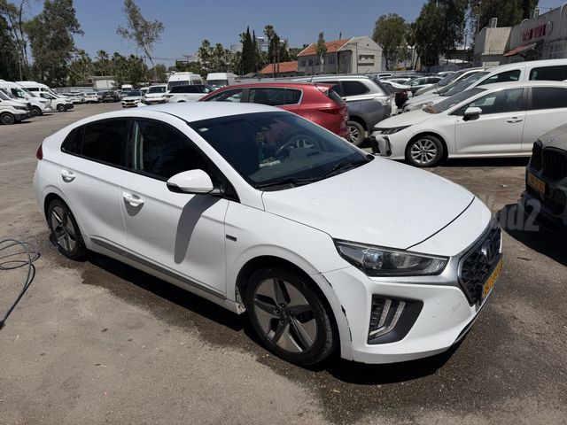 מודעת רכב יונדאי איוניק