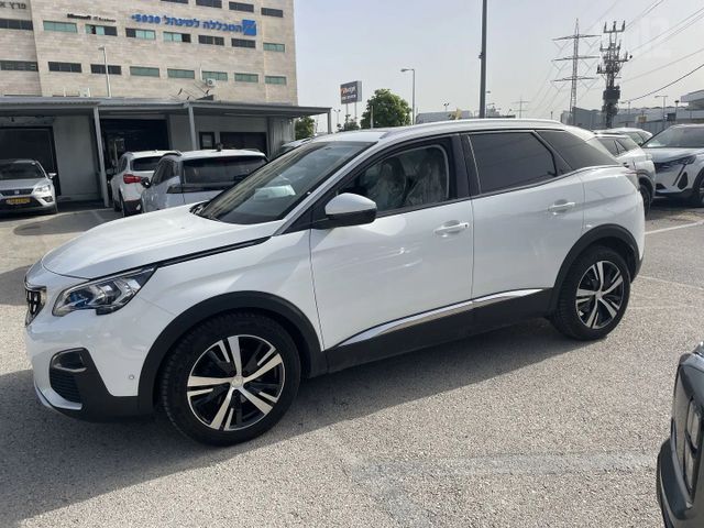 מודעת רכב פיג'ו 3008 1