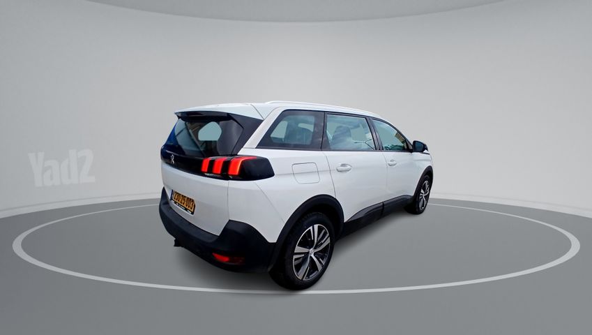 פיג'ו 5008