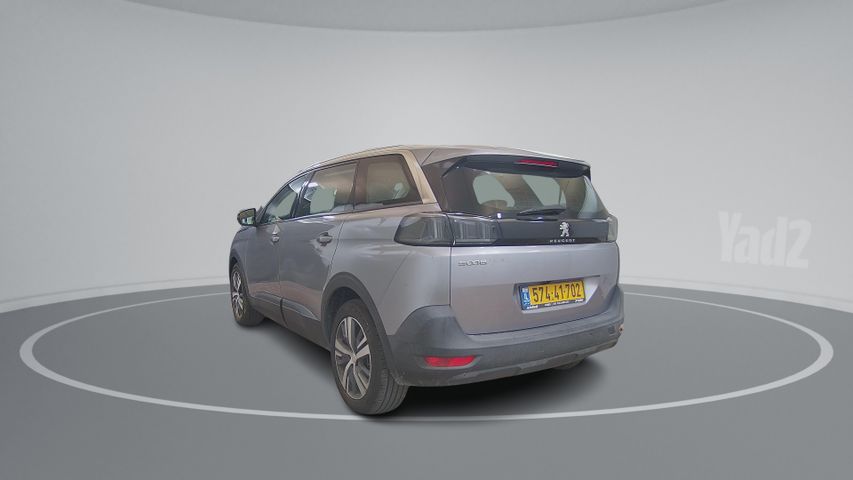 פיג'ו 5008