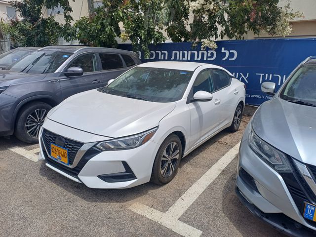 ניסאן סנטרה