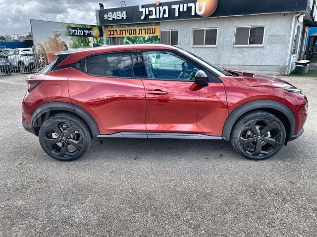 ניסאן ג'וק