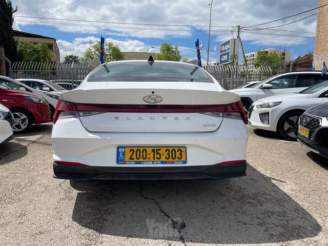 יונדאי אלנטרה