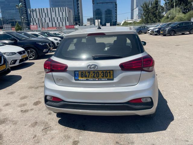 מודעת רכב יונדאי i20 2