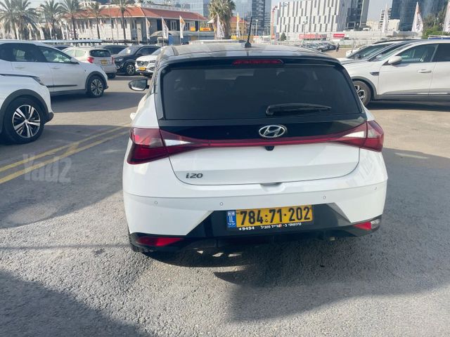 יונדאי i20