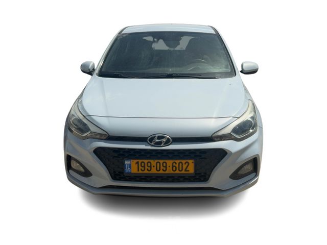 יונדאי i20