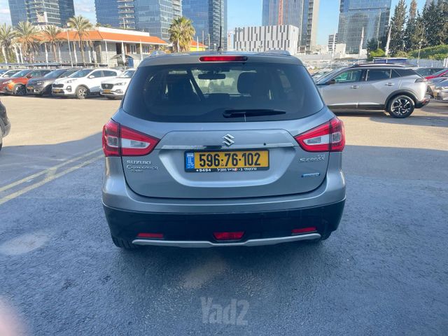 סוזוקי קרוסאובר