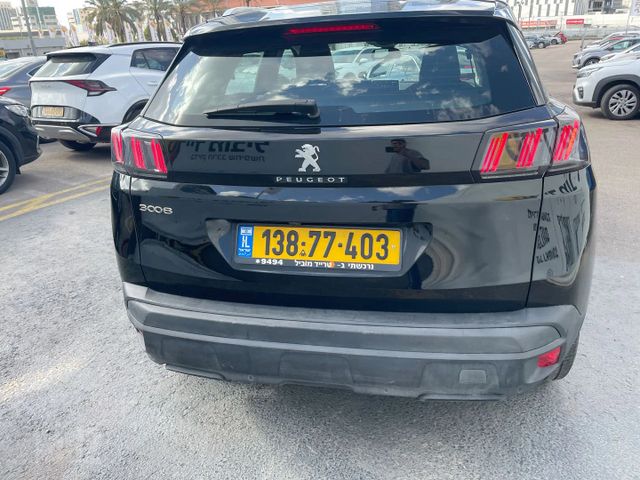 פיג'ו 3008
