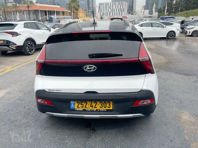יונדאי באיון