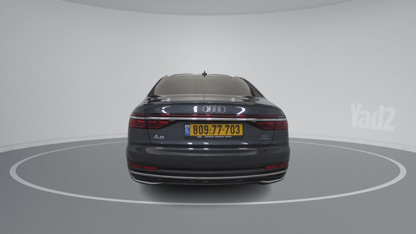אאודי A8